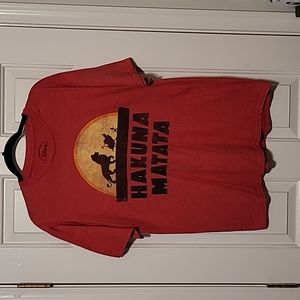 Disney Hakuna Matata T-shirt - Size XL - GUC